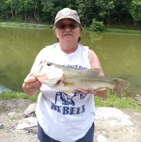 Meet your Posher, Mary - Picture 3 of 3